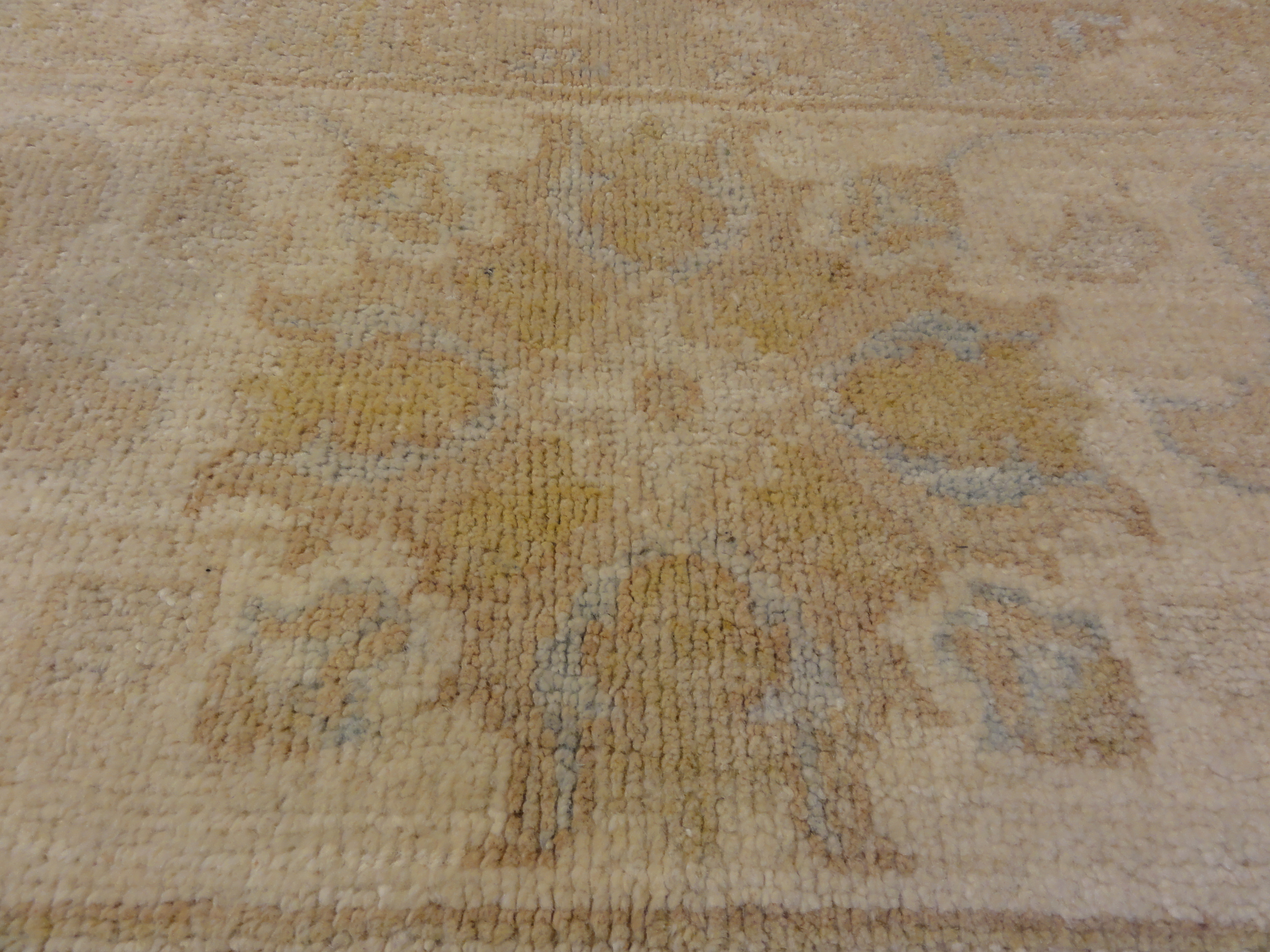 Finest Ziegler Oushak 30285. A piece of genuine authentic woven carpet art sold by the Santa Barbara Design Center, Rugs and More.