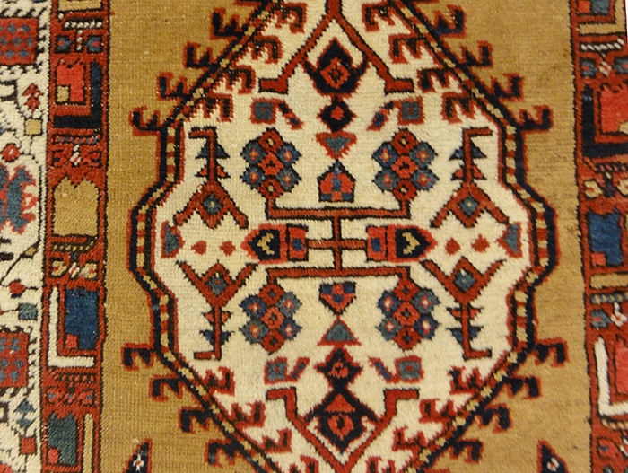 Antique Sarouk runner | Rugs & More | Oriental Carpets