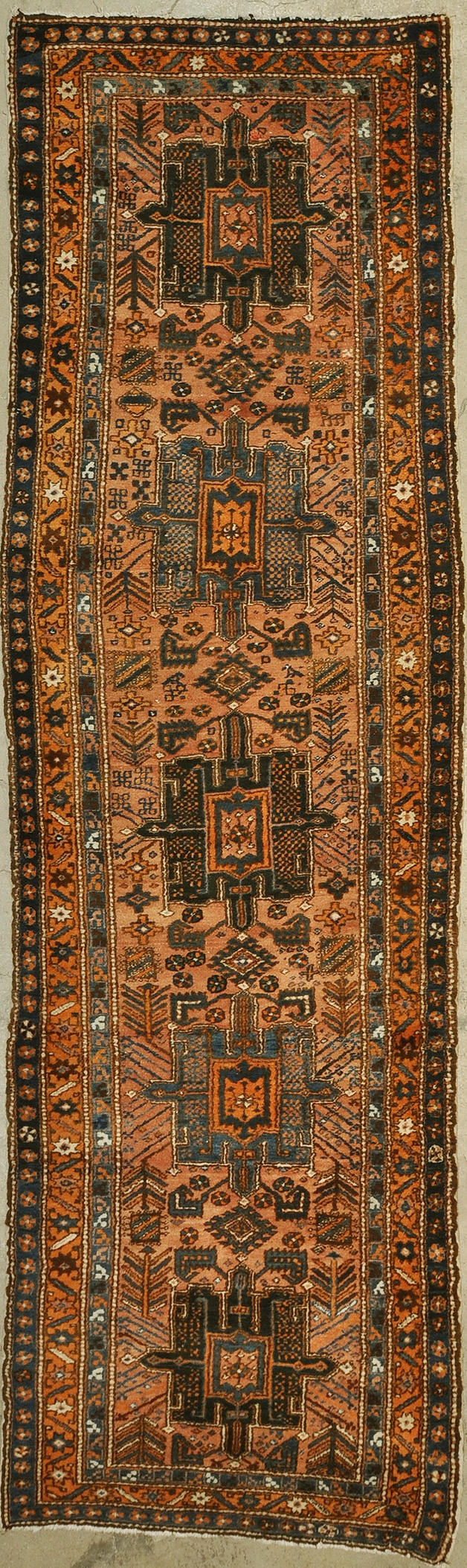 Antique Karajen rugs and more oriental carpet 27816-