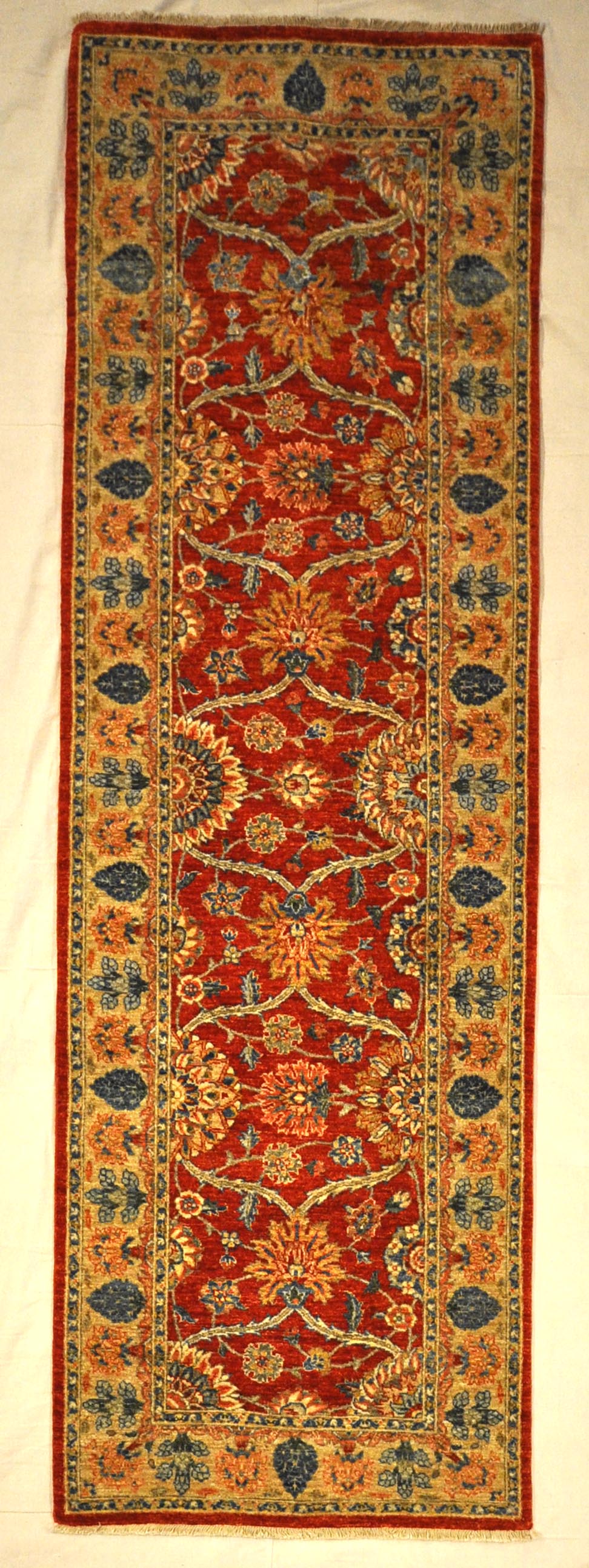 Fine Mughal Runner rugs and more oriental carpet 44258-1