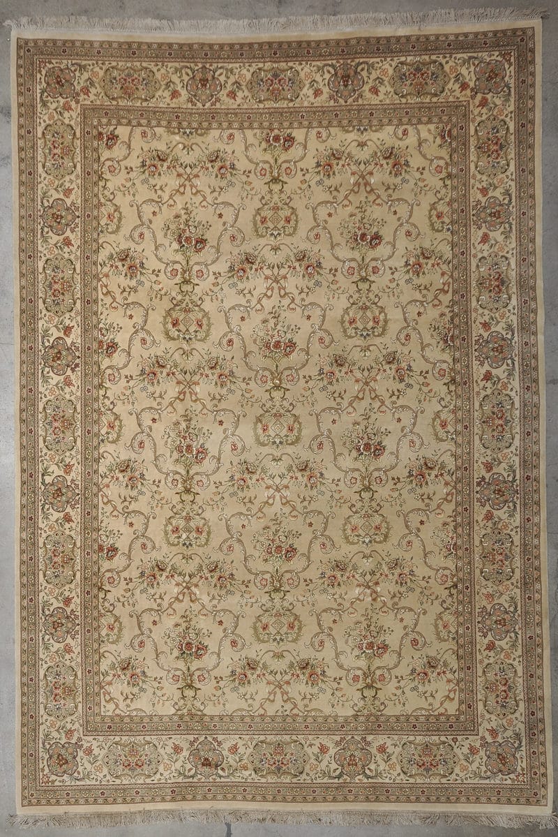 Fine Wool & Silk Tabriz rugs and more oriental carpet 33958-
